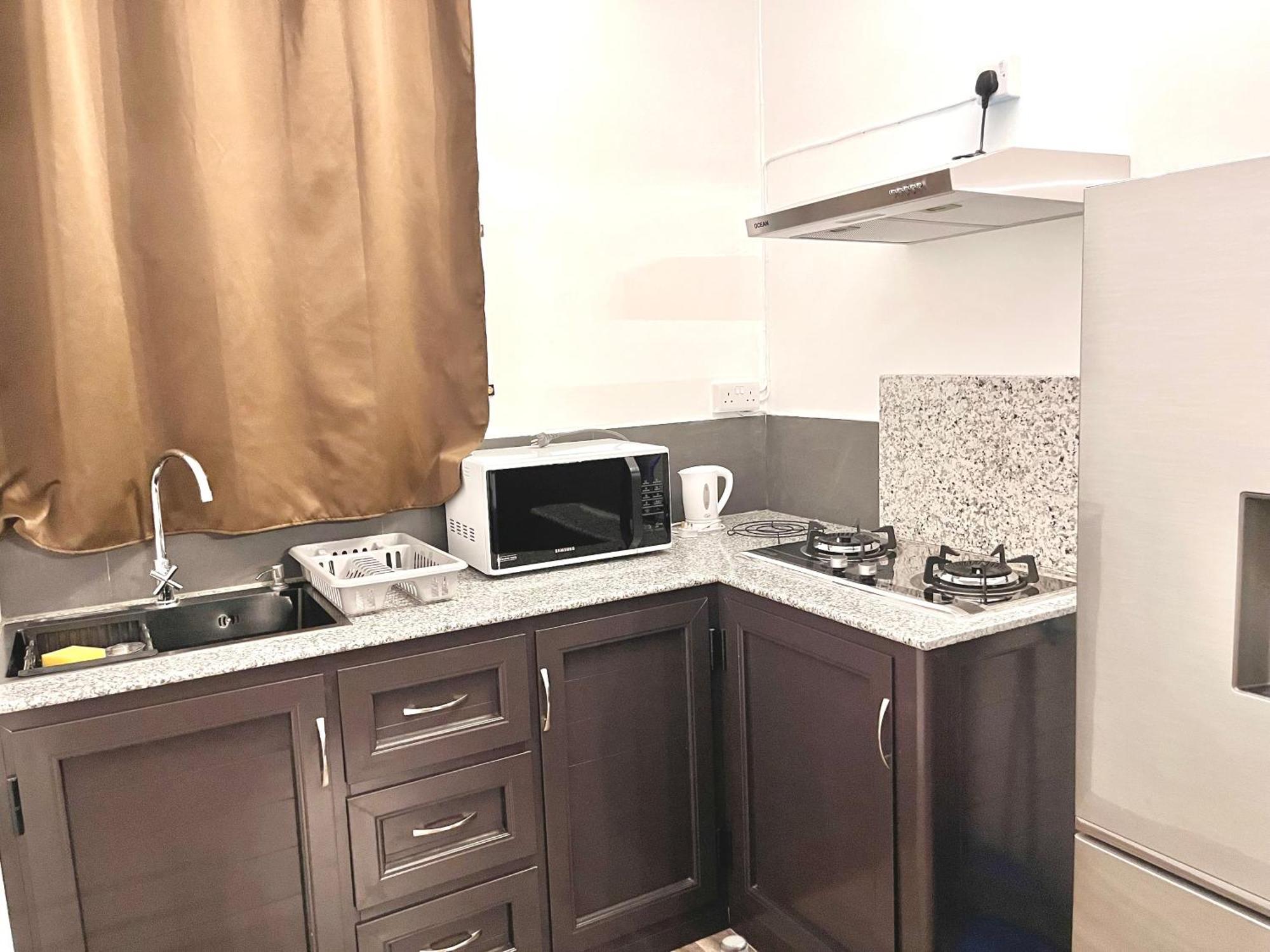 Ebony Apartment & Studio ลากูแล็ตต์ ภายนอก รูปภาพ
