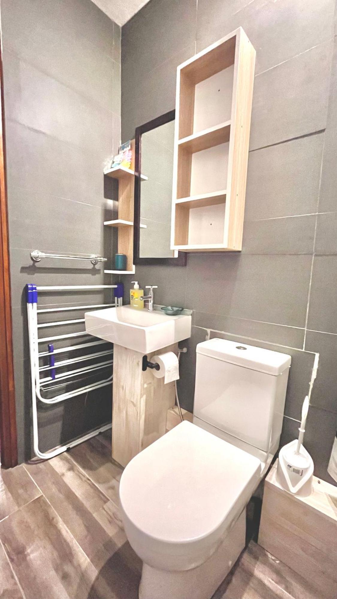 Ebony Apartment & Studio ลากูแล็ตต์ ภายนอก รูปภาพ