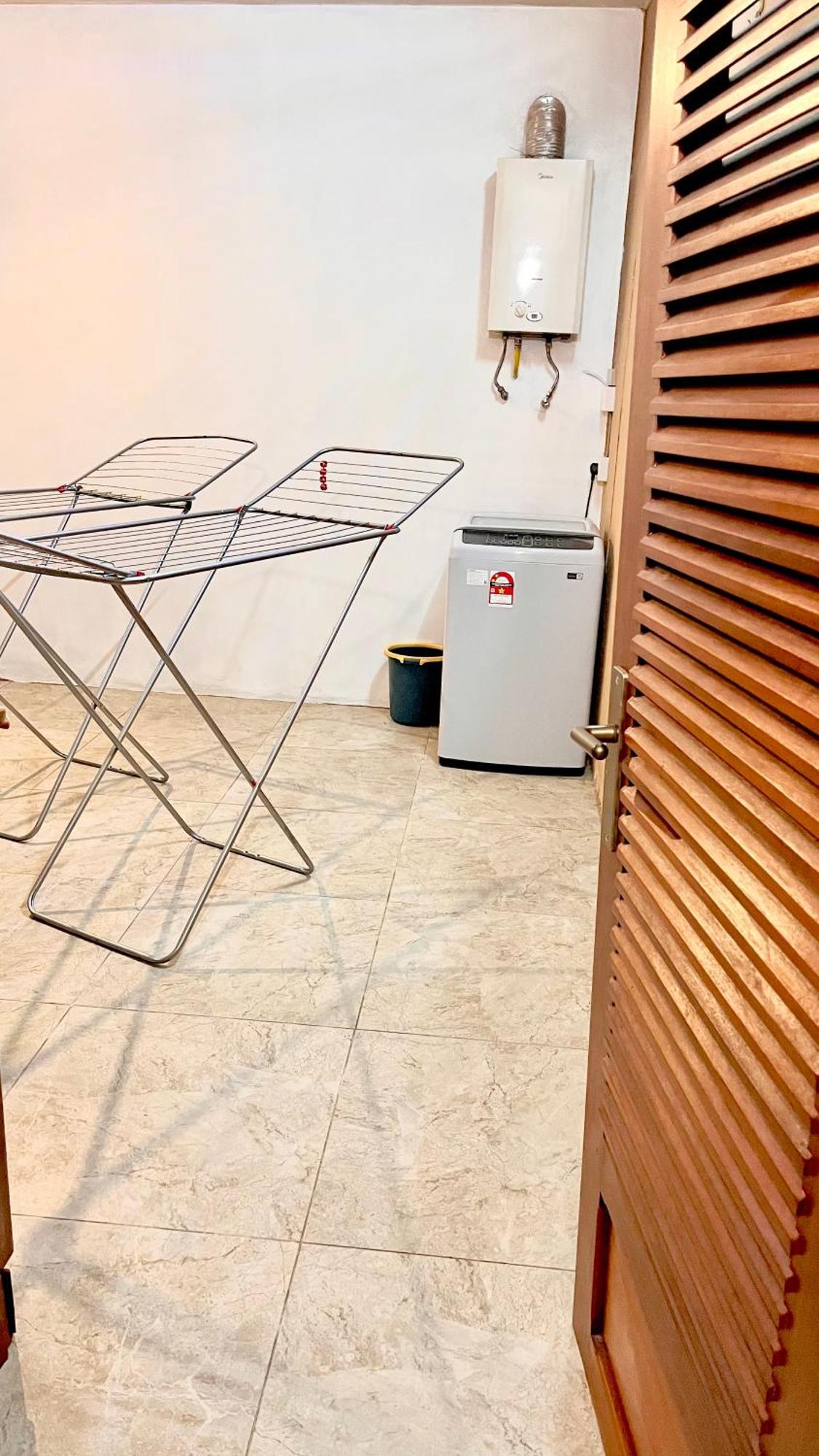 Ebony Apartment & Studio ลากูแล็ตต์ ภายนอก รูปภาพ